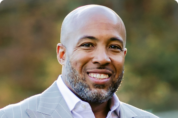 headshot of Brandon Harris